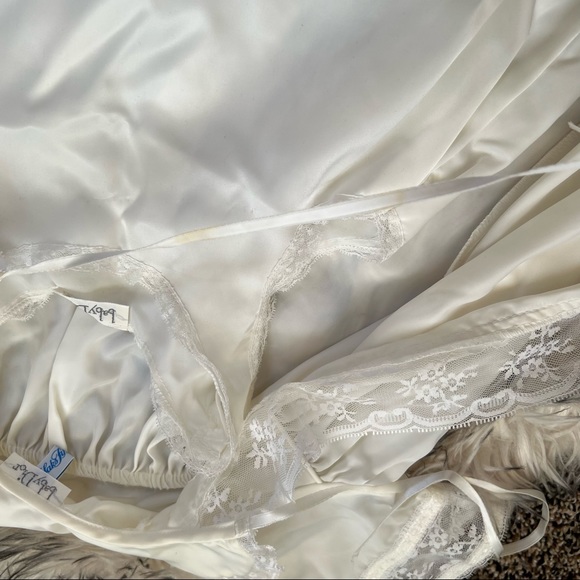 Vintage Christening Gown Baby Dior Saks Fifth Avenue White Night Gown Robe Dress - Picture 6 of 10